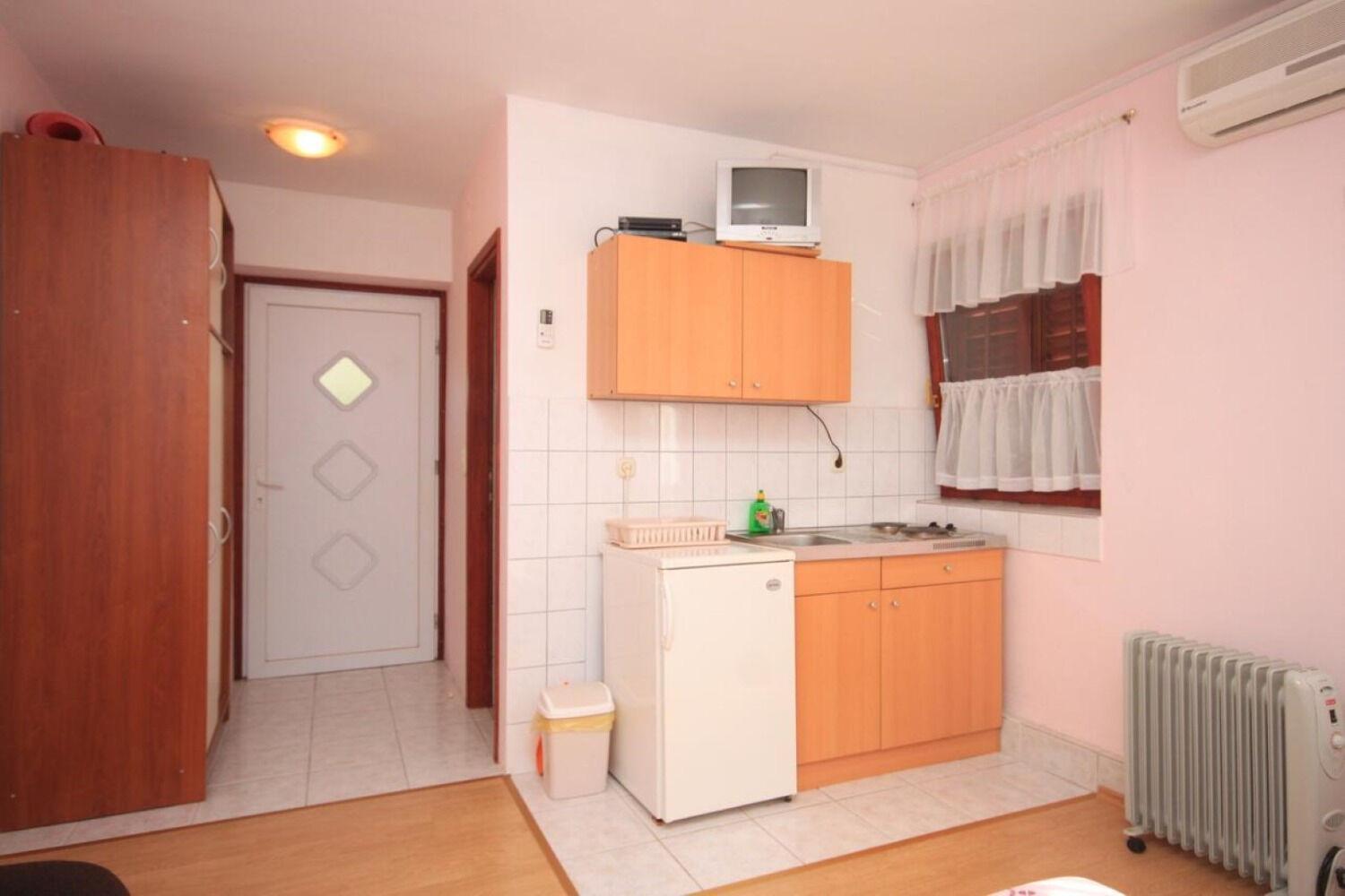 Apartments Nada - 100 M From Beach Kali Exterior foto